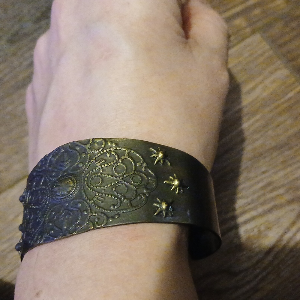 Bracelet